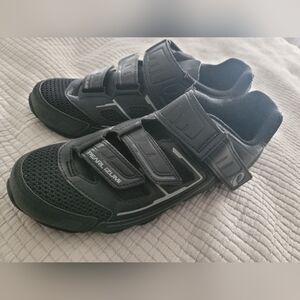 Pearl Izumi Black Cycling Shoes size 46
